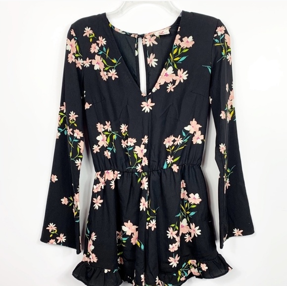 Urban Outfitters Pins & Needles Floral Romper EUC - Picture 2 of 8